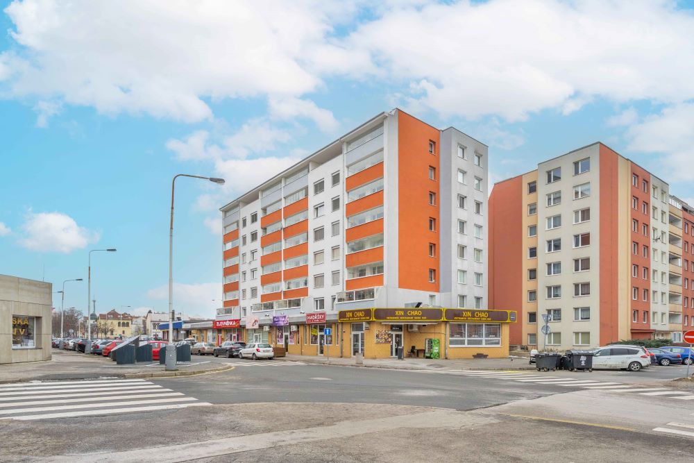 Bytový dům – pohled z ulice